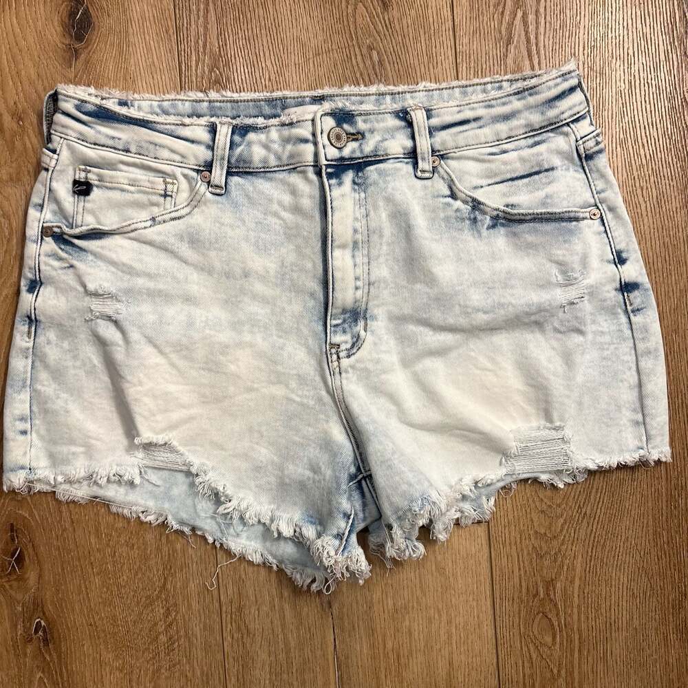 KanCan Women Size 31 High Rise Distressed Denim Shorts Frayed Raw Hem Acid Wash
